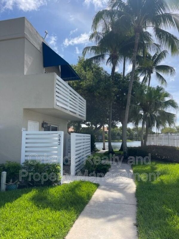 Foto del edificio - 542 NW 97th St.
