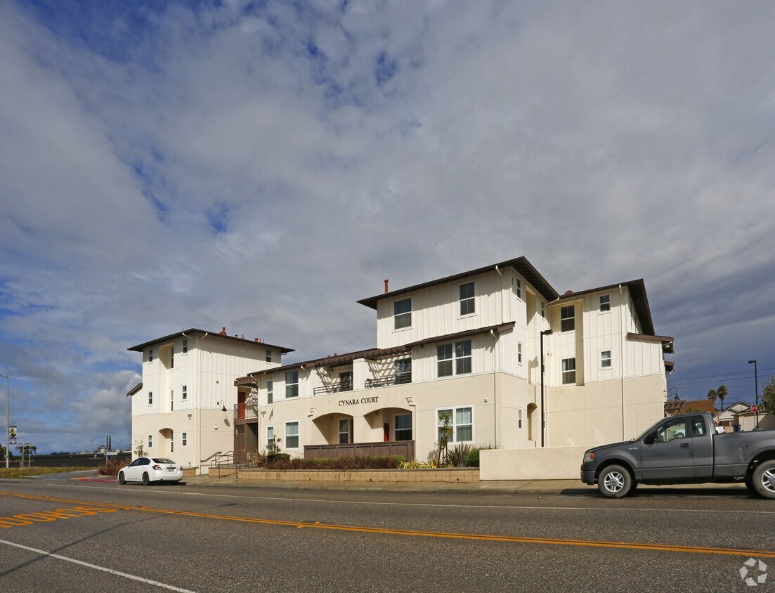 Building Photo - Cynara Court