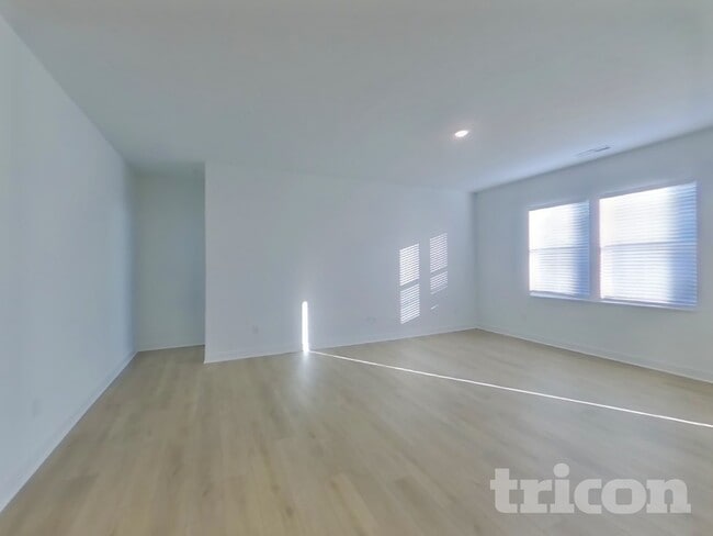 Building Photo - 11823 Moorfield Ln