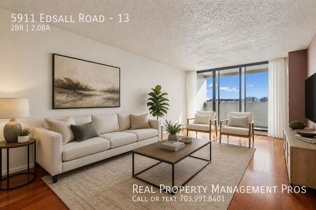 Foto del edificio - 5911 Edsall Rd