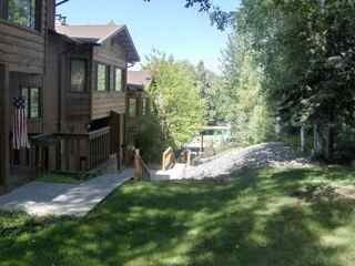 Building Photo - 734 E 76th Ave