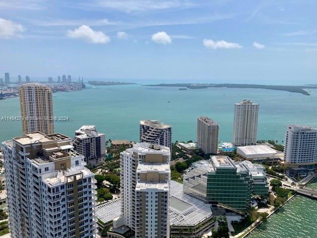 Foto del edificio - 495 Brickell Ave