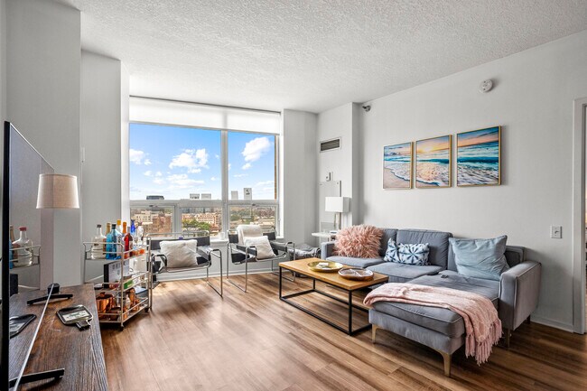 Foto del edificio - 600 N Kingsbury St