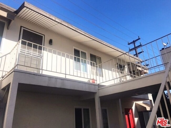 Foto del edificio - 451 Ivy St