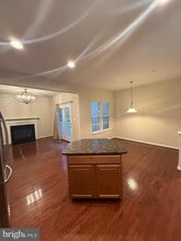 Building Photo - 405 Signal Ct