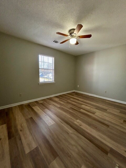 Foto del edificio - 2007 Lasalle Dr