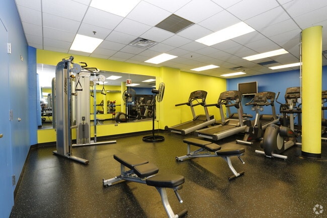 fitness center - Letterman Chicago Apartments
