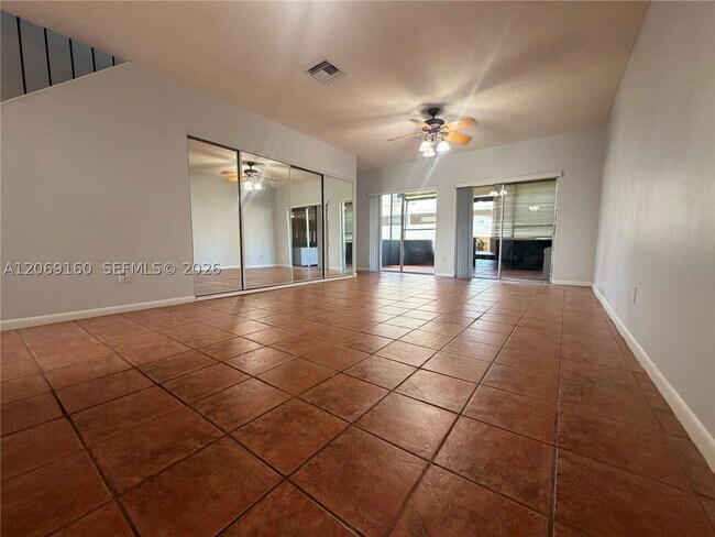 Foto del edificio - 8380 SW 154th Ave