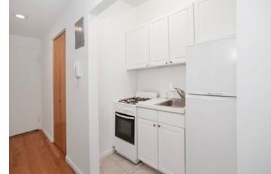 Building Photo - 505 E 88th St