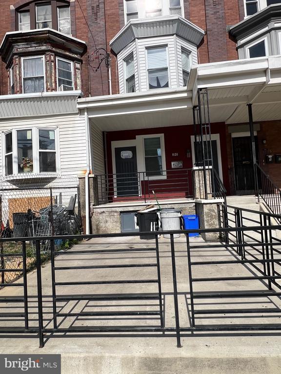 Primary Photo - 1131 S 52nd St