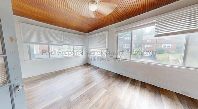 Building Photo - 1217 McNeilly Ave