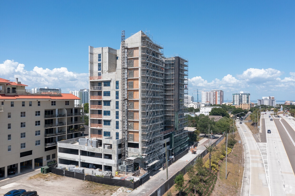 Foto del edificio - Delmar 745
