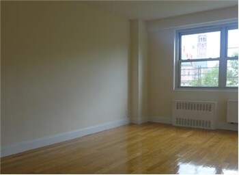 Building Photo - 150 Riverdale Ave