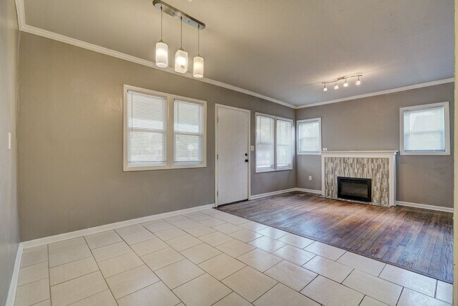 Foto del edificio - Stylish 1-Bedroom Gem Near Midtown & Plaza...
