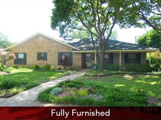 Primary Photo - 3240 Camelot Dr