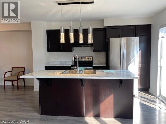 Photo du bâtiment - 1654 Copeland Cir