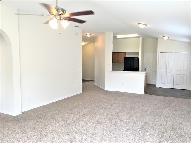 Building Photo - 4340 Country Hills Blvd