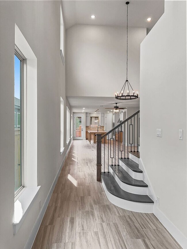 Foto del edificio - Modern Comfort and Style in Prime Gruene L...