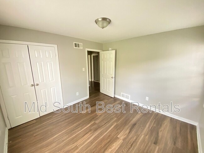 Foto del edificio - 4788 Cloister Cove