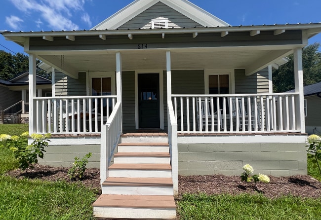 Foto del edificio - 614 W Holt St