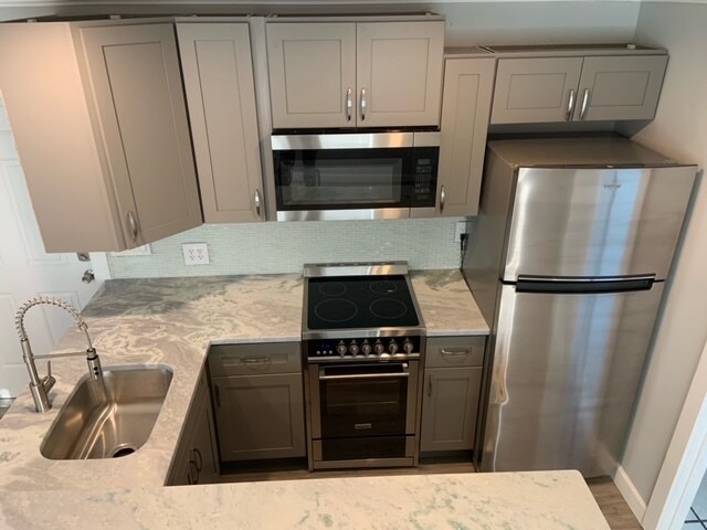 Foto principal - 404 Armada Rd S