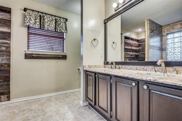 Building Photo - 8233 Mark Ln