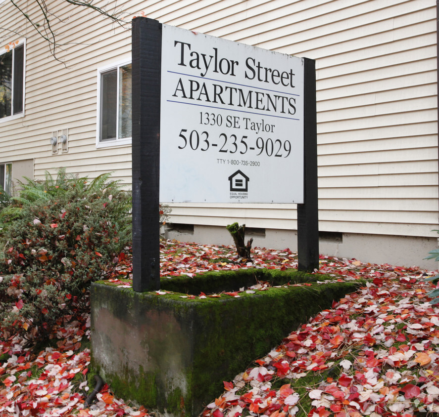 Foto del edificio - Taylor Street