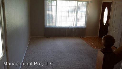 Building Photo - 16300 Arbor Dr