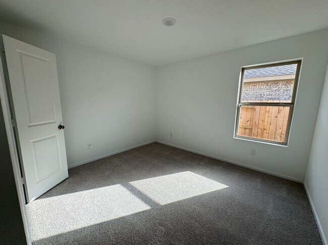 Building Photo - 21542 Casavatore Dr