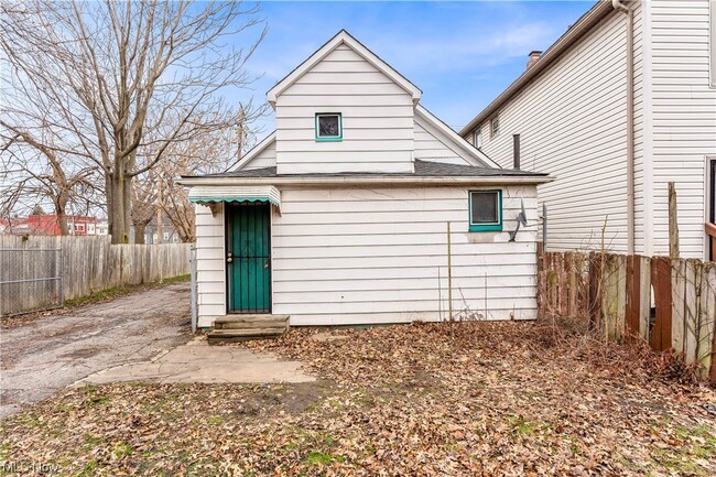 Building Photo - 3774 E 55th St