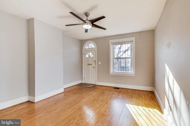 Foto del edificio - 47 Bates St NW