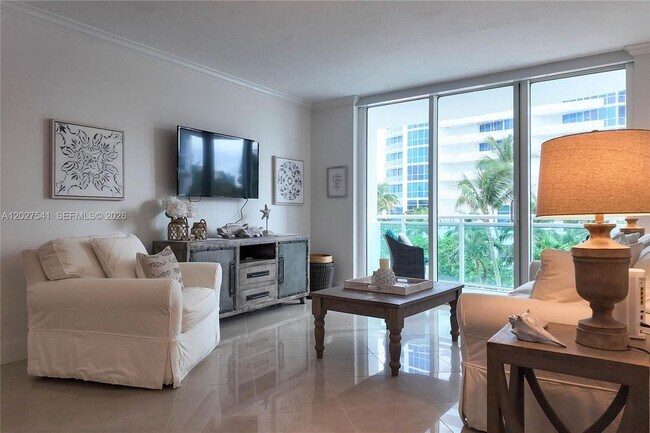 Foto del edificio - 3001 S Ocean Dr