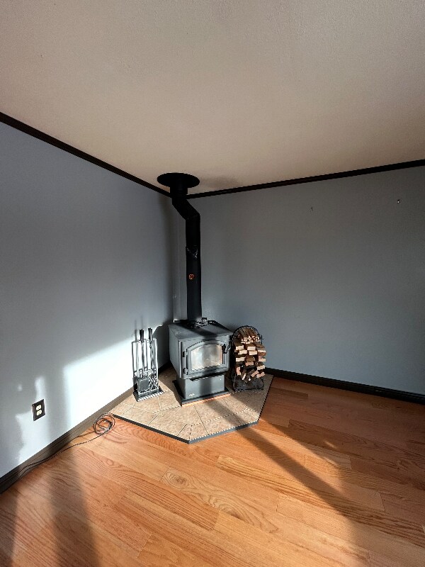 Foto del edificio - 822 12th St W