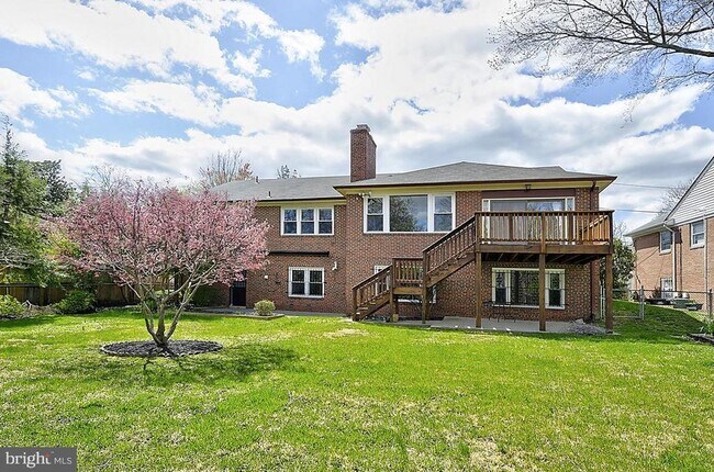 Foto del edificio - 7033 31st St NW