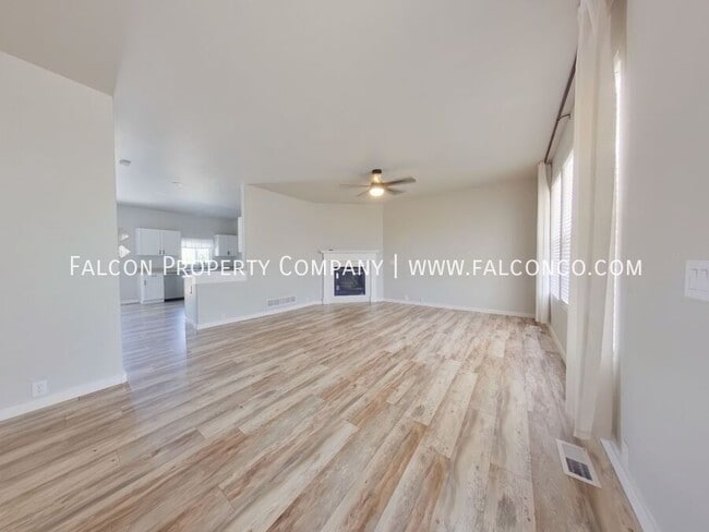 Building Photo - 9345 Hirono Rd