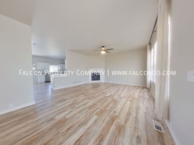 Foto del edificio - 9345 Hirono Rd