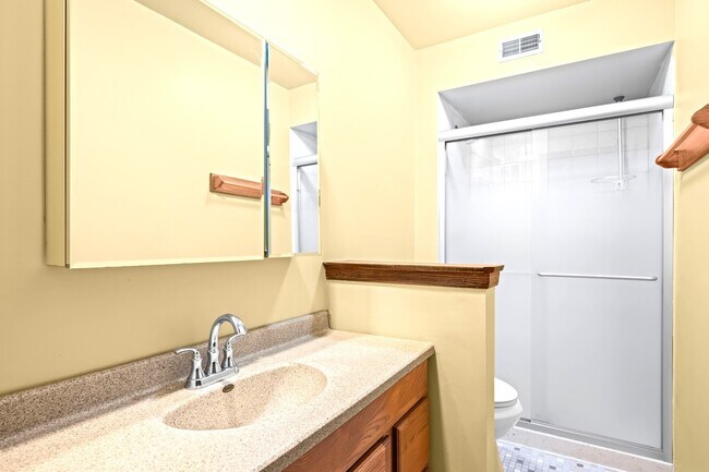 Foto del edificio - 1472 Carol Ct