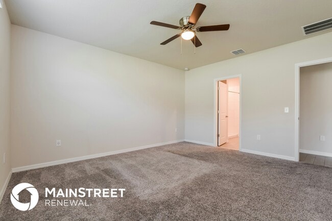 Building Photo - 1082 Oak Vly Dr