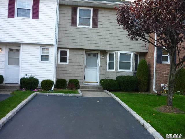Primary Photo - 67 Aspen Dr W