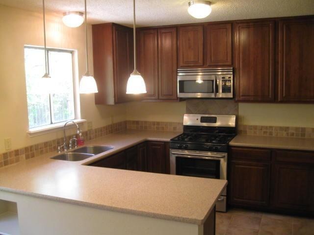 Building Photo - 11705 Santa Cruz Dr
