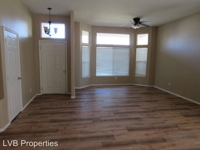 Building Photo - 4 br, 2 bath House - 260 Dahlia
