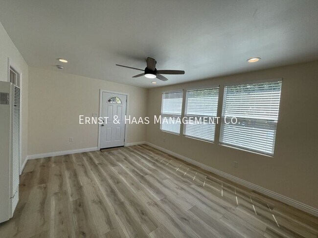 Foto del edificio - 741 W 4th St