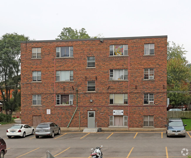 Building Photo - Claremount Court