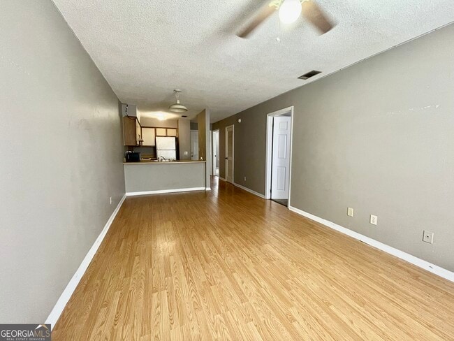 Building Photo - 202 Eagles Ct