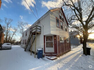 Building Photo - 12511 Plover St