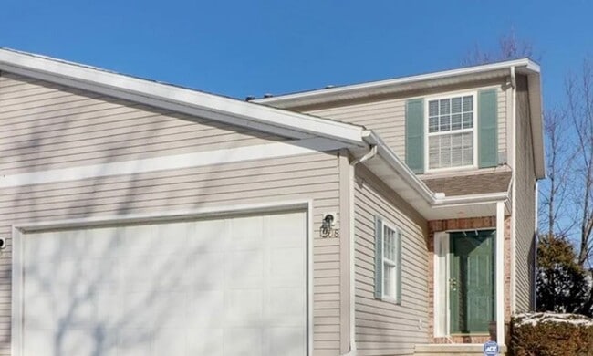 Building Photo - Spacious & Stylish 4-Bed, 4-Bath Townhome ...