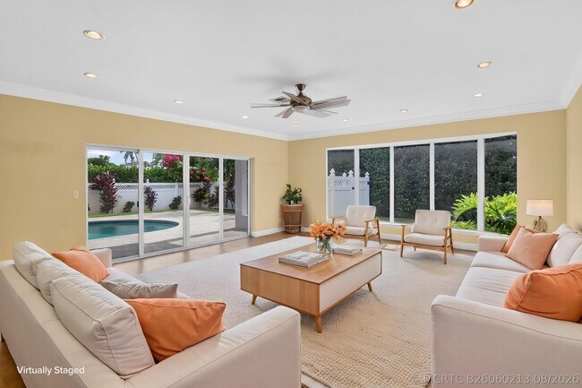 Building Photo - 899 Granada Dr