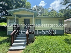 Building Photo - 1045 Waverly St