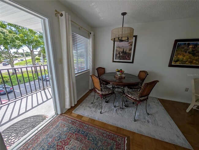 Foto del edificio - 2547 60th Ave W