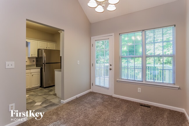 Foto del edificio - 7820 Capps Ferry Rd